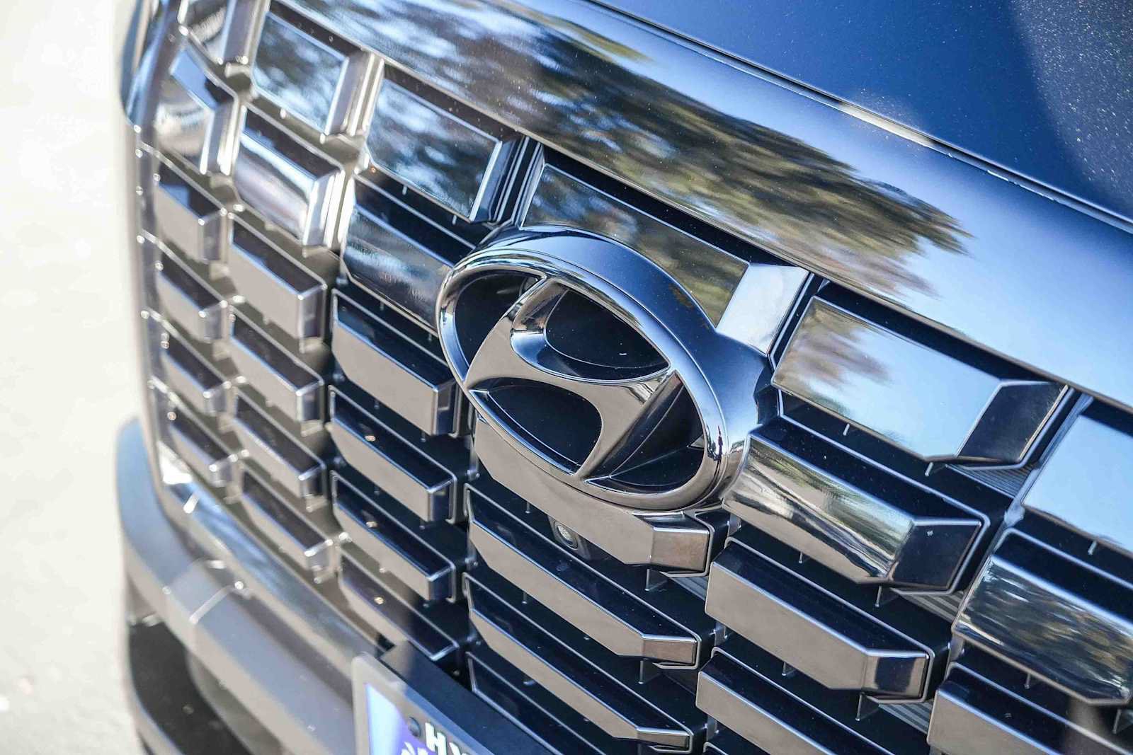 Used 2025 Hyundai Palisade XRT FWD image 3