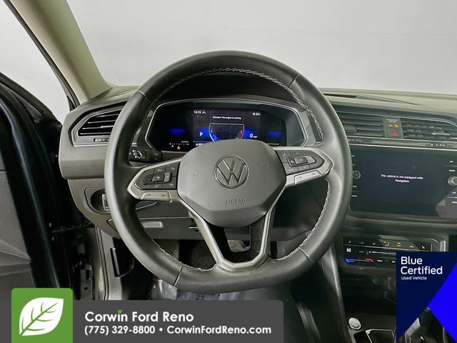 Used 2022 Volkswagen Tiguan SE image 14