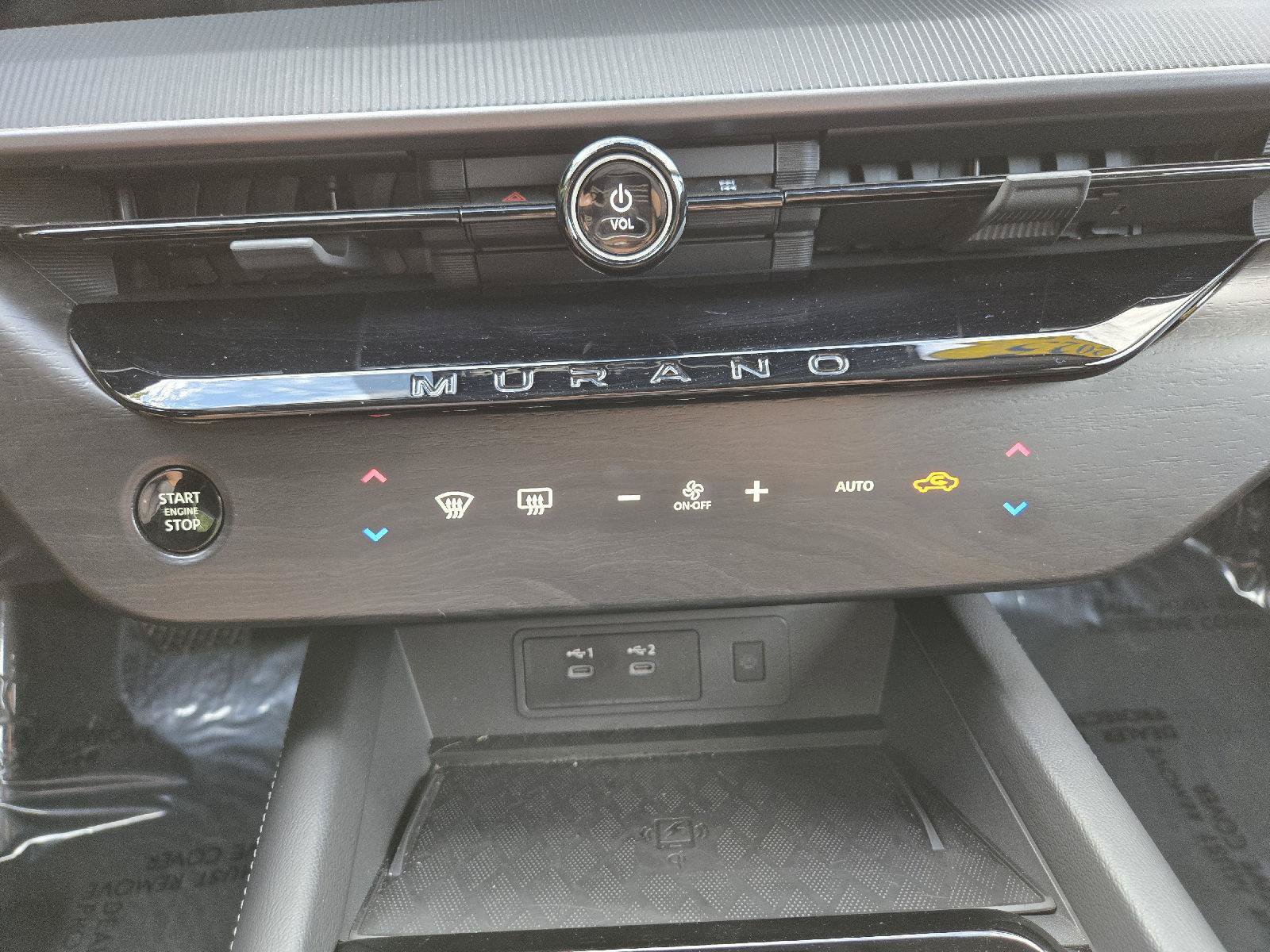 Used 2025 Nissan Murano SV AWD/4WD image 21