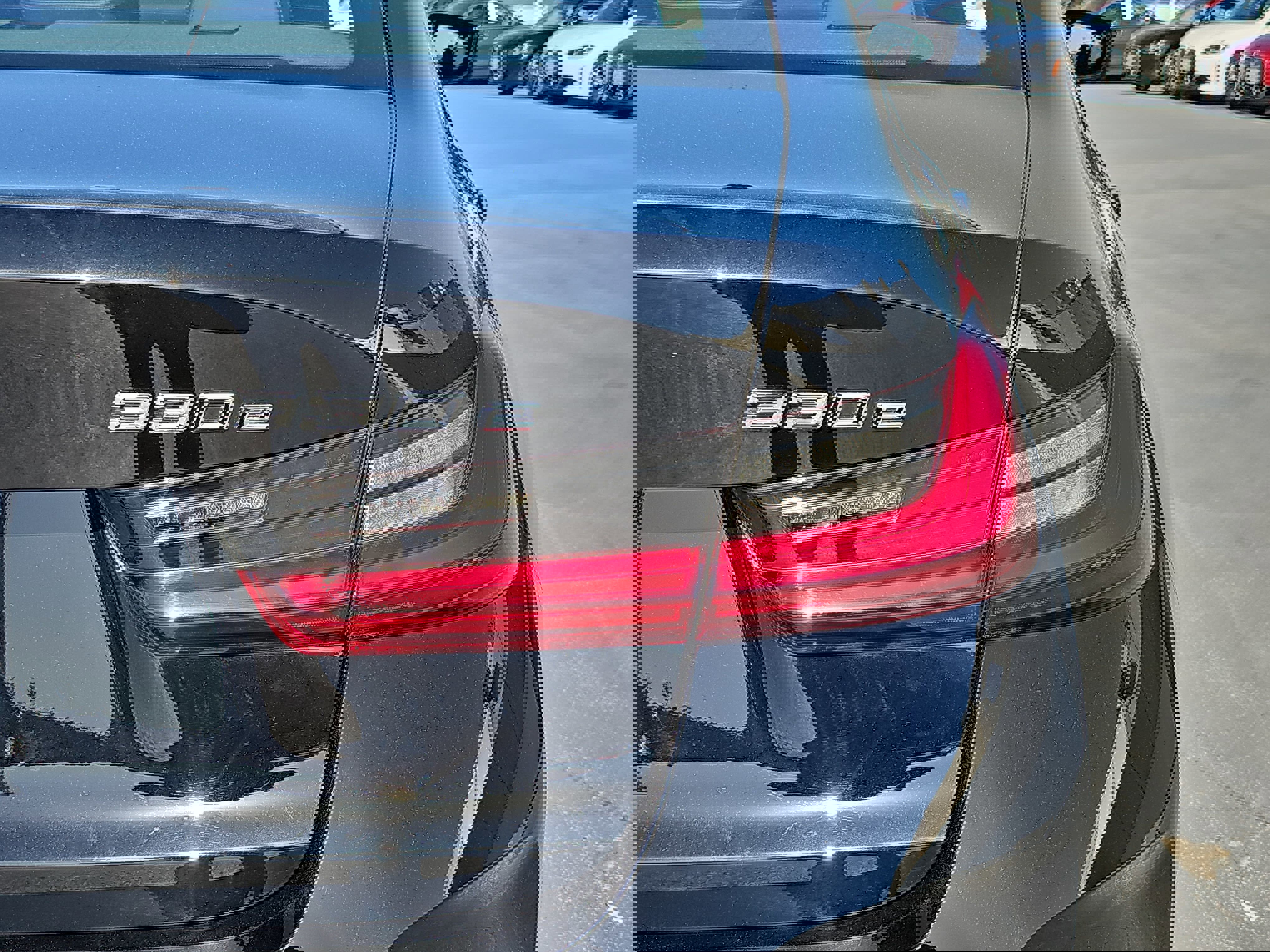 Used 2023 BMW 330e w/ Driving Assistance Package image 34