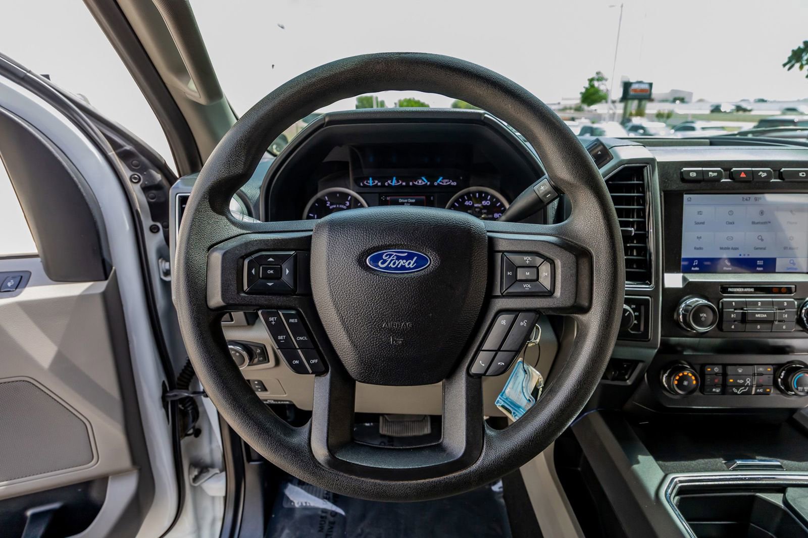 Used 2021 Ford F250 XLT w/ XLT Premium Package AWD/4WD image 18