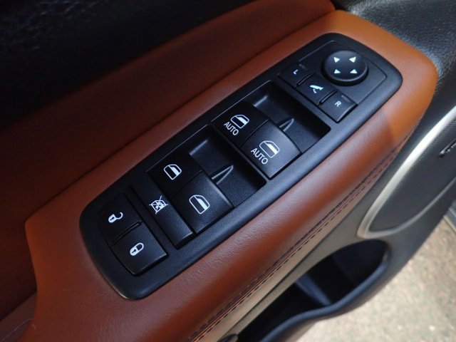 Used 2018 Jeep Grand Cherokee Summit w/ Platinum Series Group image 18