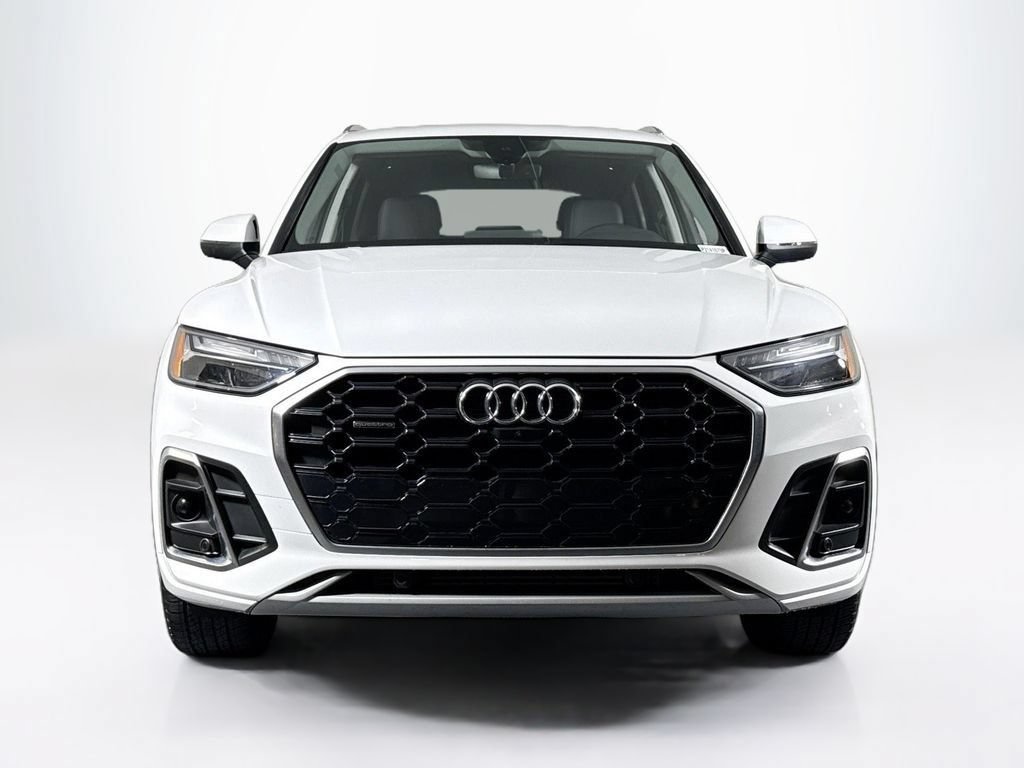 Used 2023 Audi Q5 2.0T Premium Plus w/ Premium Plus Package AWD/4WD image 8