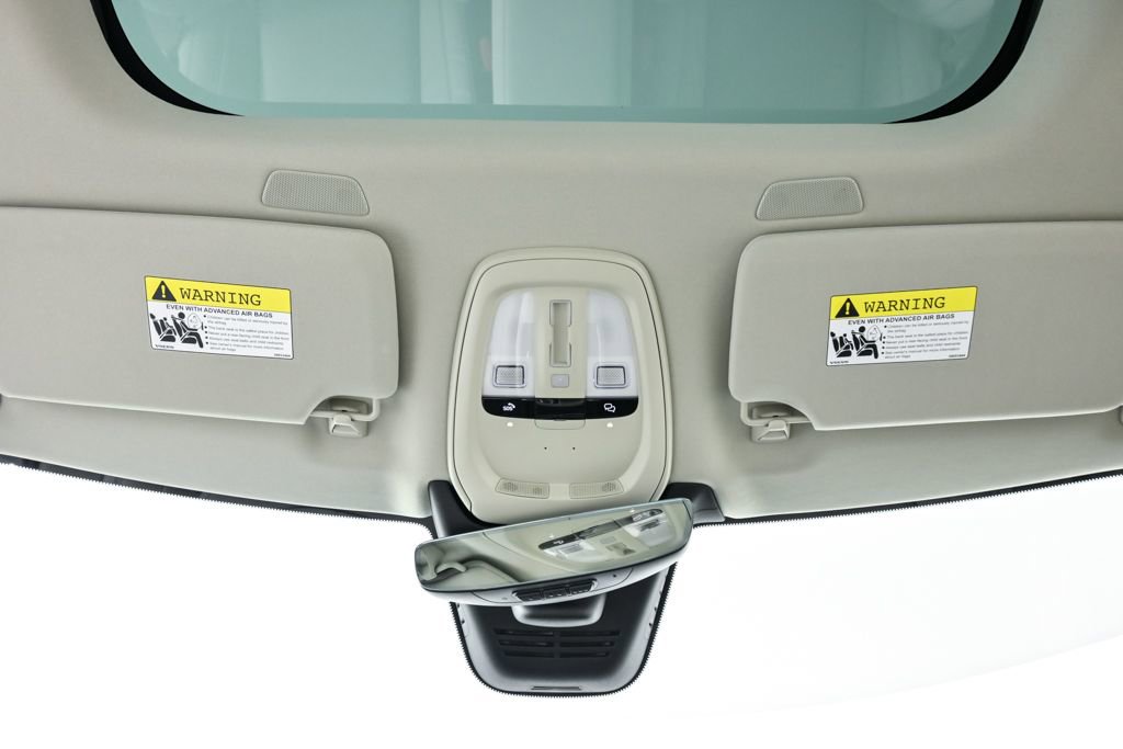 Used 2026 Volvo XC90 B6 Ultra w/ Protection Package AWD/4WD image 21
