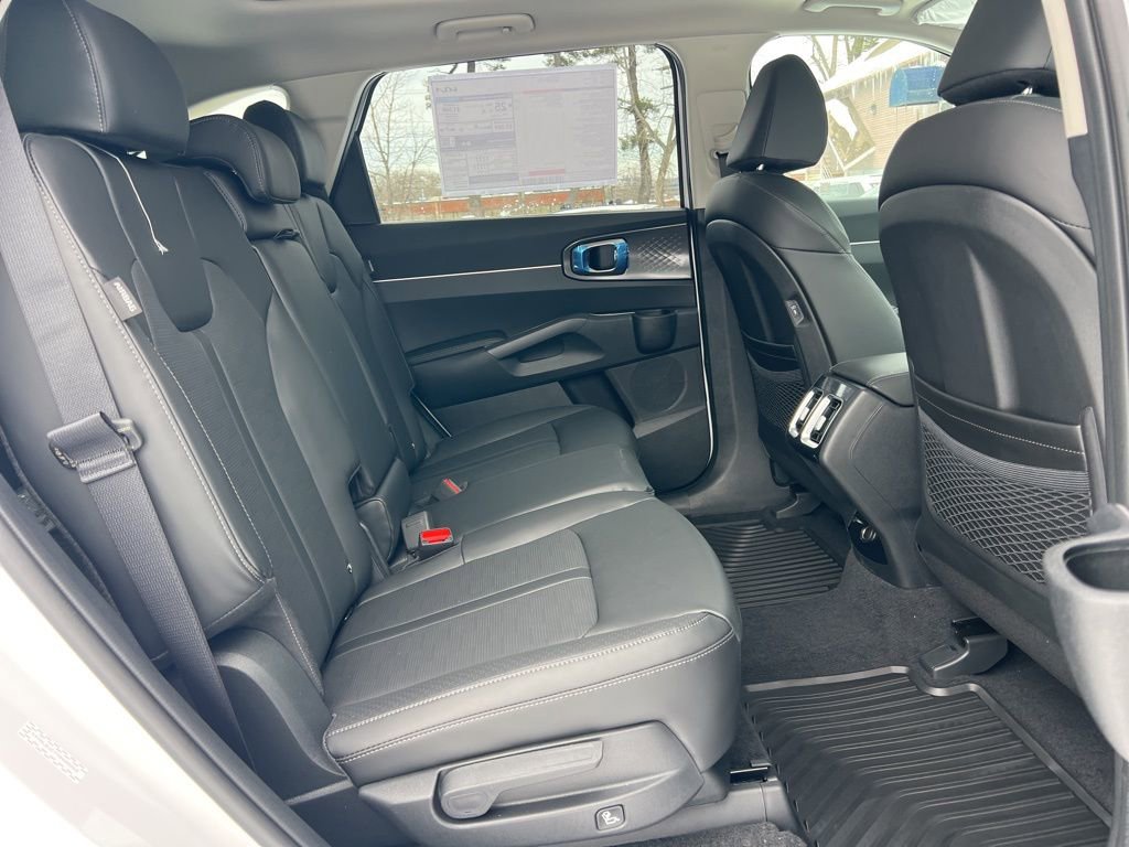 New 2026 Kia Sorento S image 15