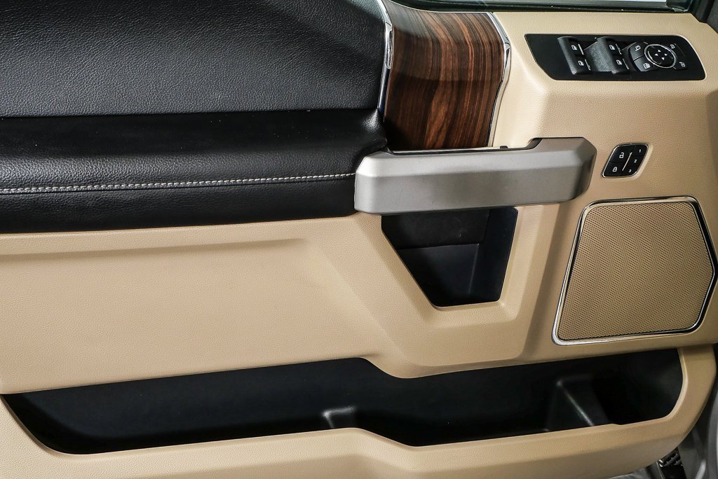 Used 2017 Ford F150 Lariat w/ Equipment Group 502A Luxury image 6