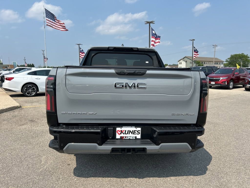 New 2025 GMC Sierra EV Denali image 7