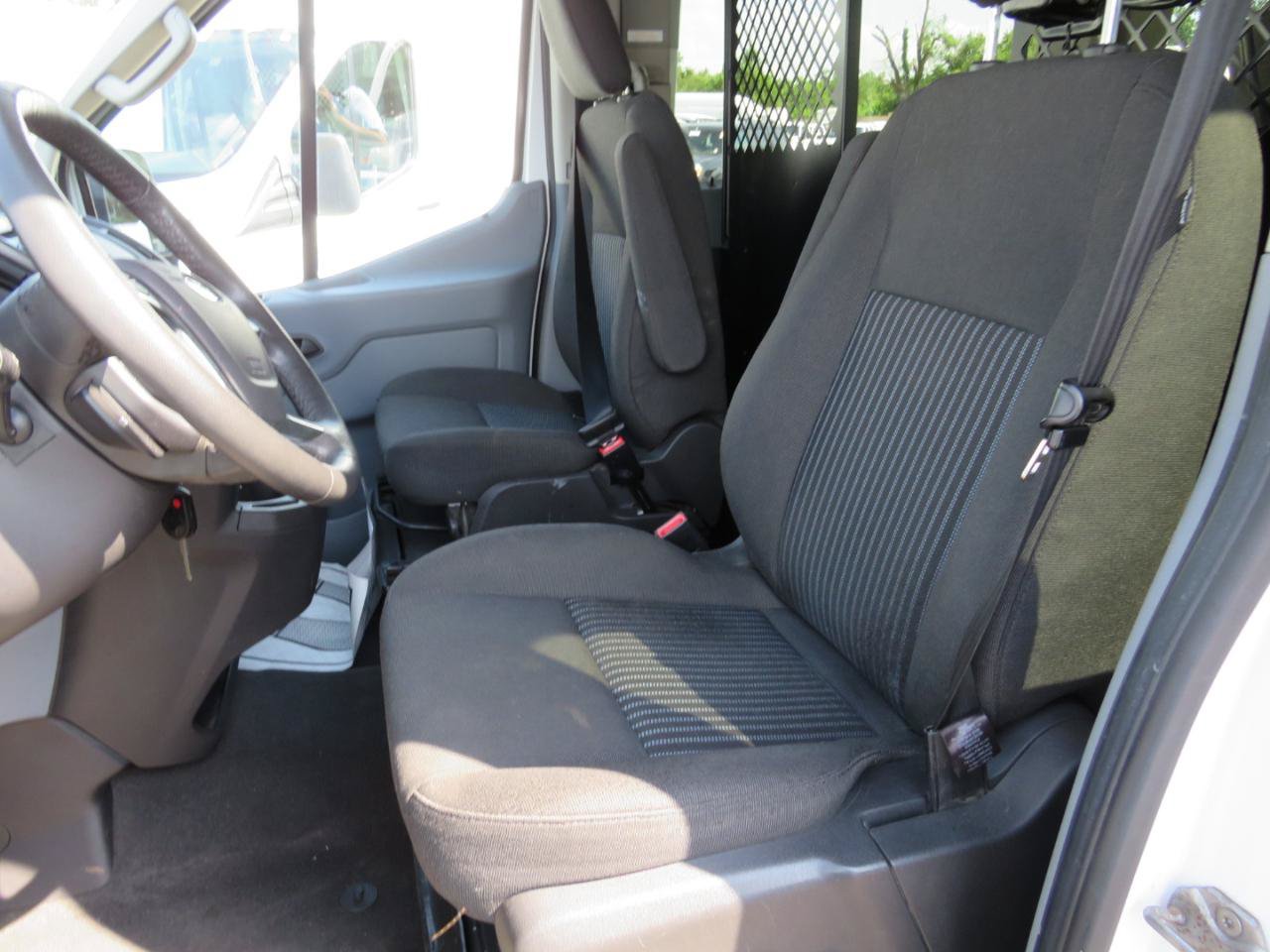 Used 2015 Ford Transit 150 XLT RWD image 8
