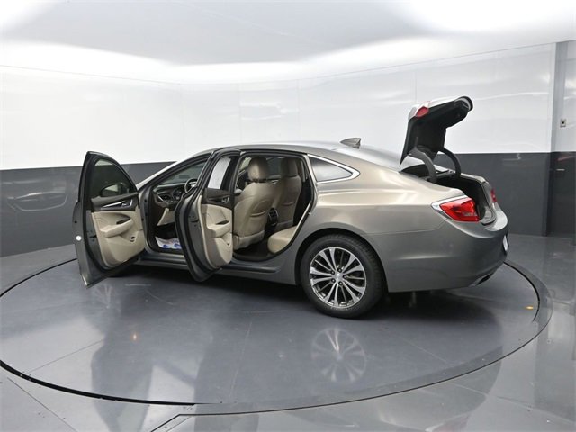 Used 2019 Buick LaCrosse Preferred image 45