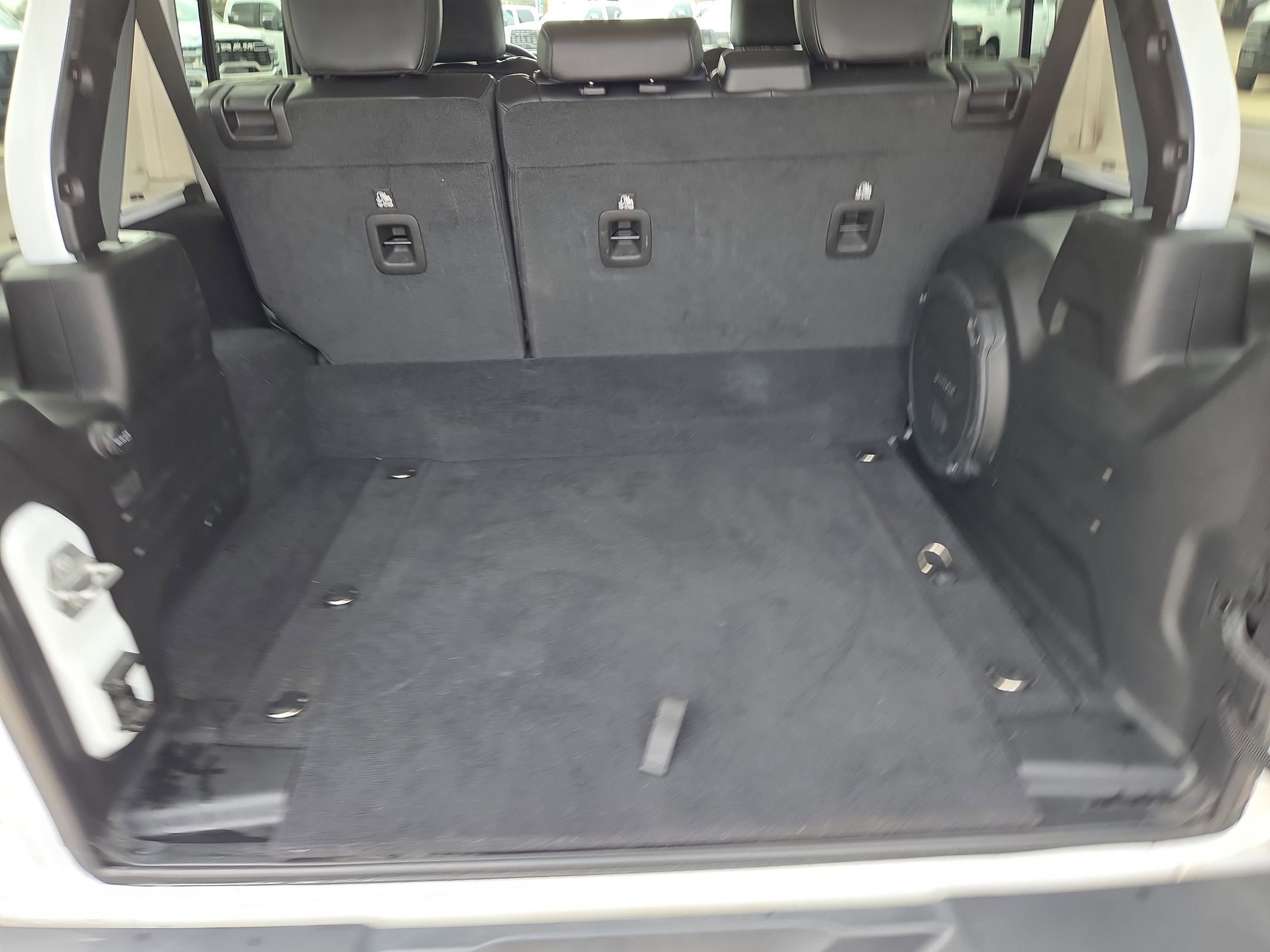 Used 2021 Jeep Wrangler Unlimited Sahara image 22