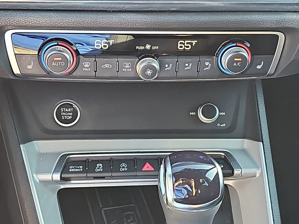 Certified 2023 Audi Q3 2.0T Premium Plus AWD/4WD image 7