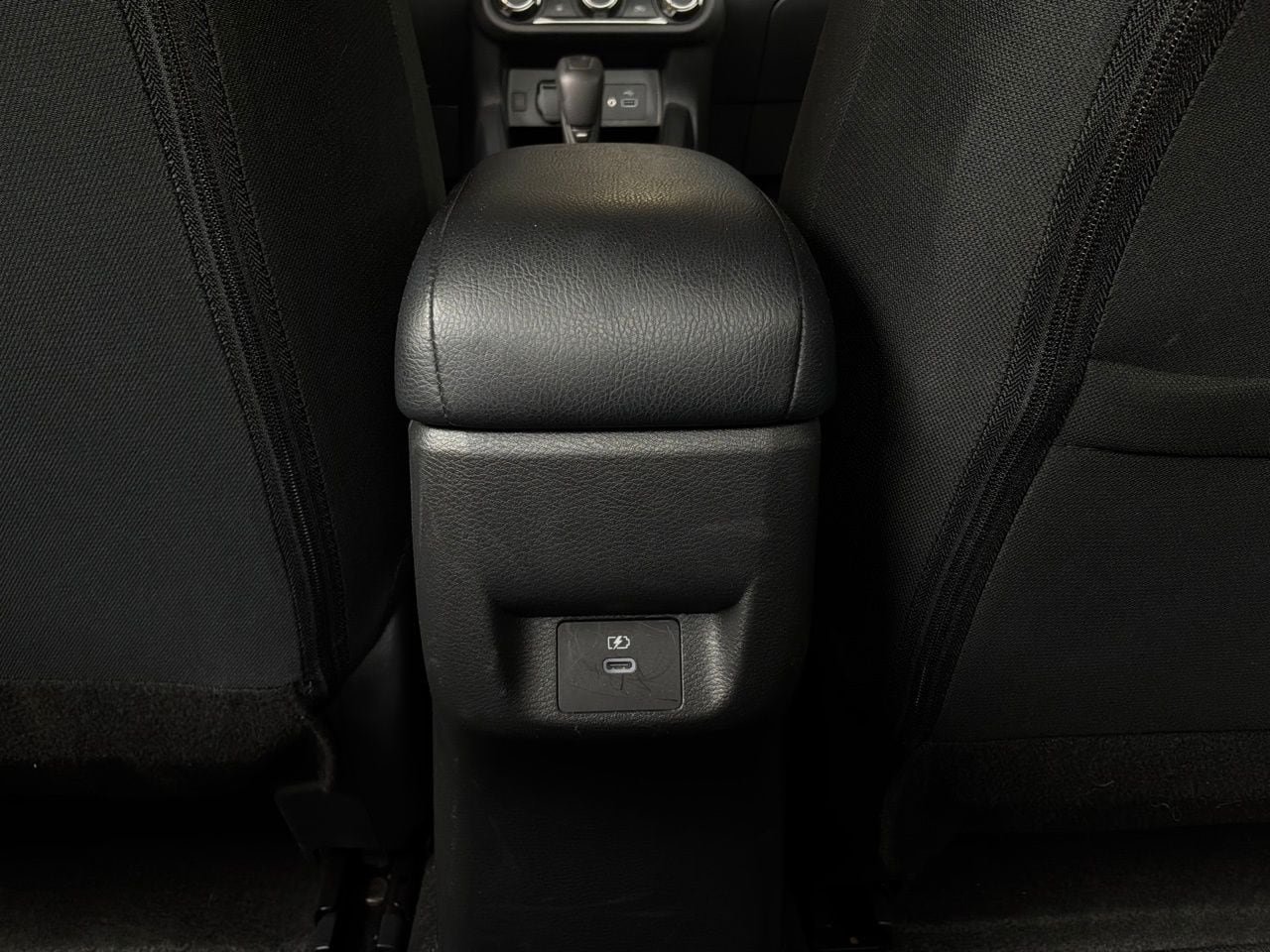 Used 2025 Nissan Versa SV FWD image 12