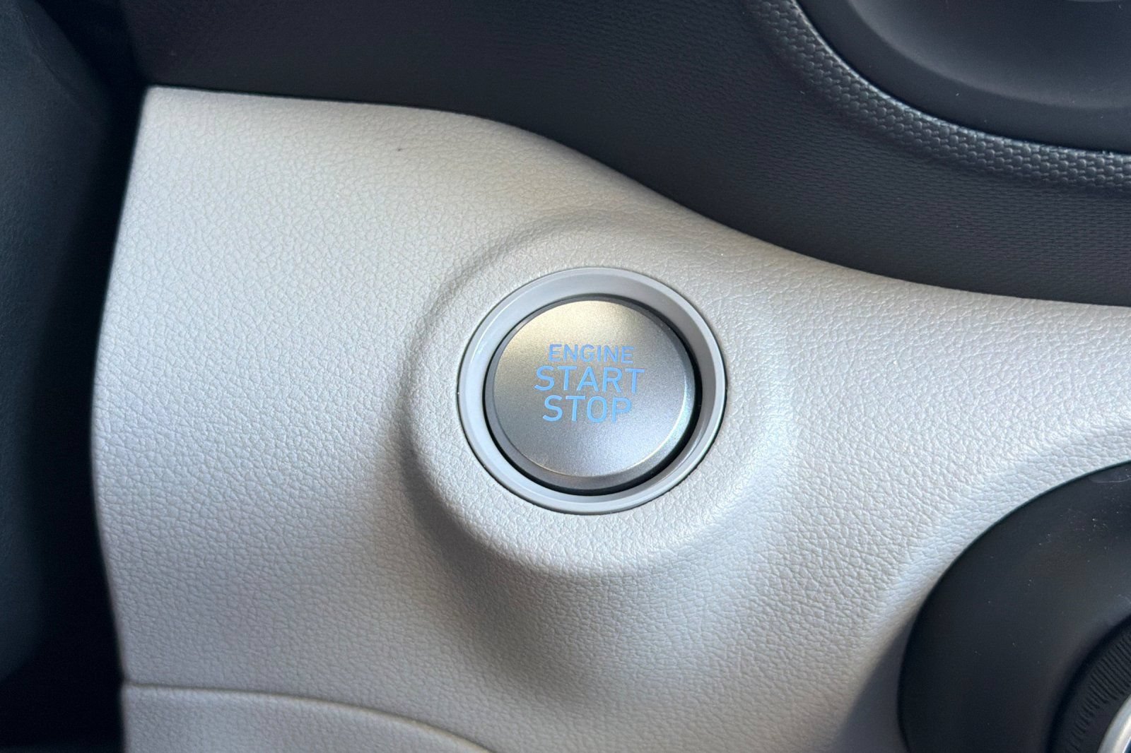 Certified 2026 Hyundai Venue SEL FWD image 24