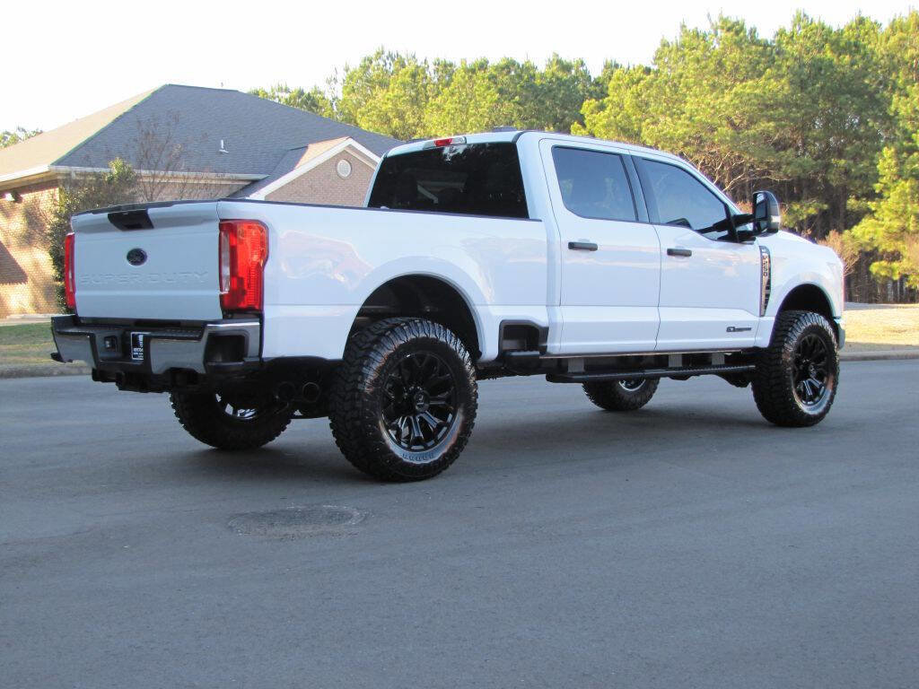 Used 2024 Ford F250 XLT w/ FX4 Off-Road Package AWD/4WD image 7