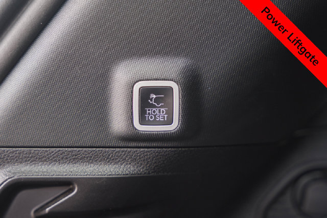Used 2025 Jeep Grand Cherokee Laredo X w/ Luxury Tech Group I AWD/4WD image 11