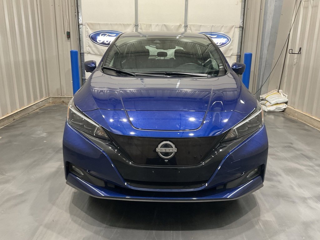 Used 2025 Nissan Leaf SV Plus image 2