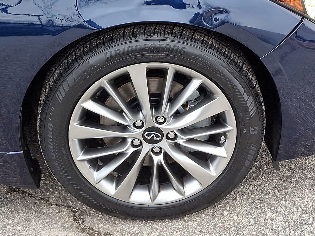 Used 2022 INFINITI Q50 Luxe w/ Cargo Package image 6