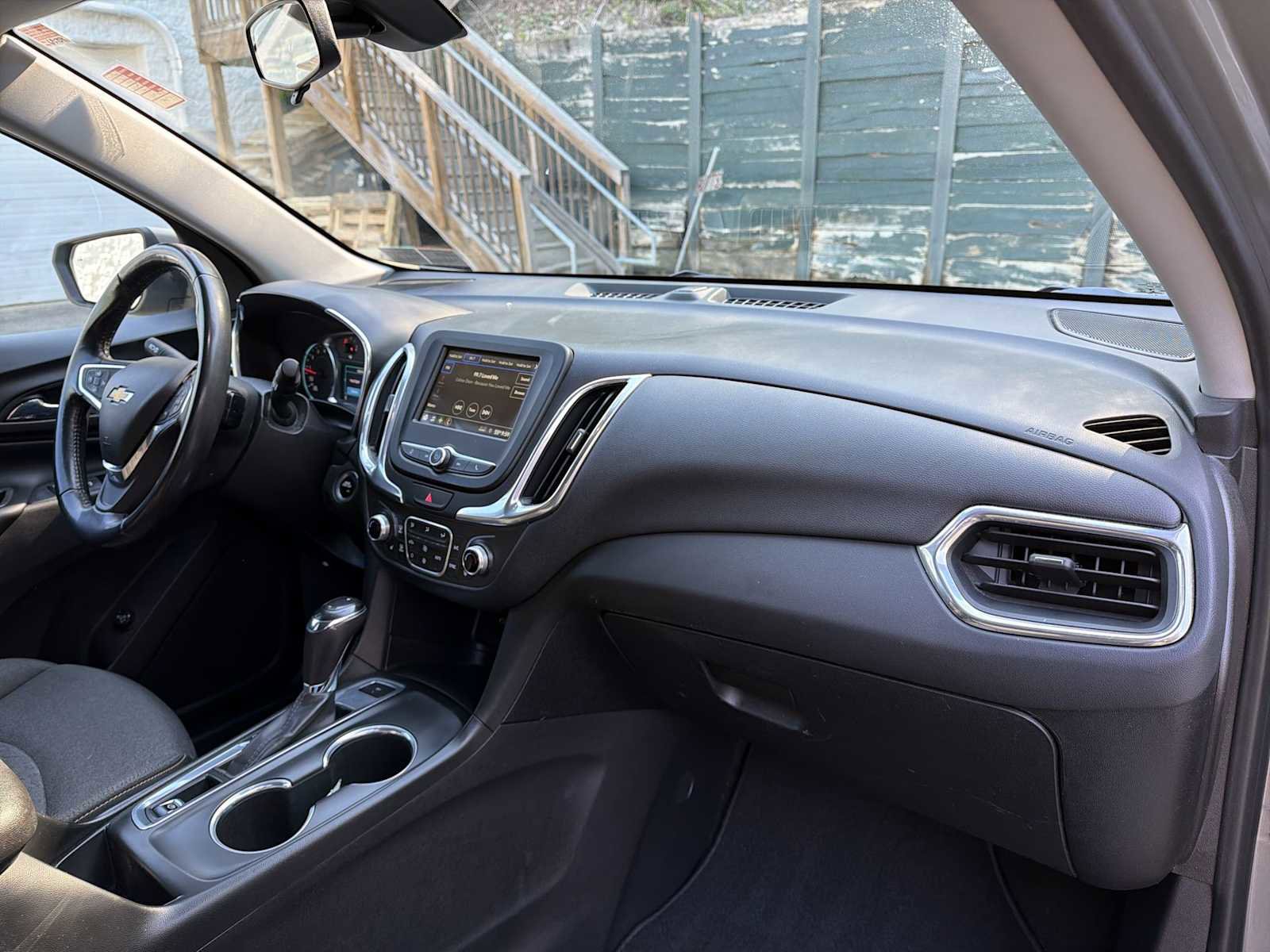 Used 2019 Chevrolet Equinox LT image 27