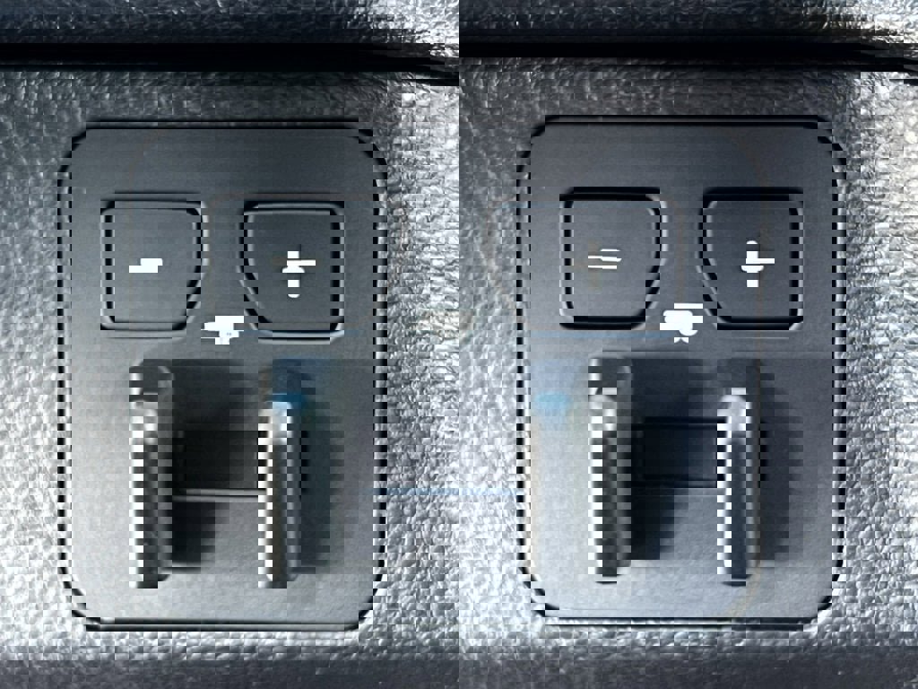 New 2026 Toyota Tundra SR5 w/ SR5 Convenience Package image 17