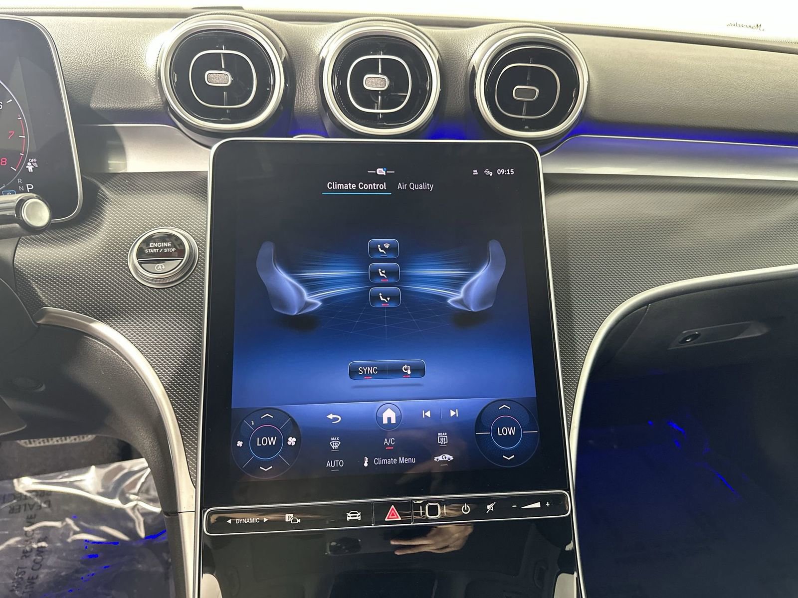 Used 2025 Mercedes-Benz C 300 Sedan image 20