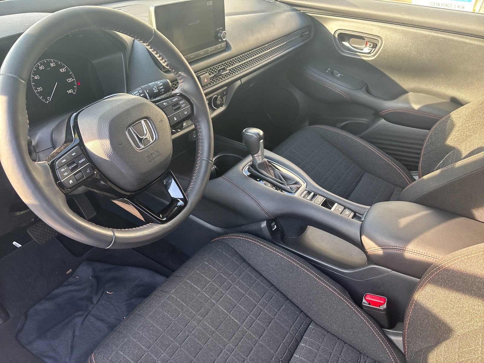 Used 2023 Honda HR-V Sport image 11