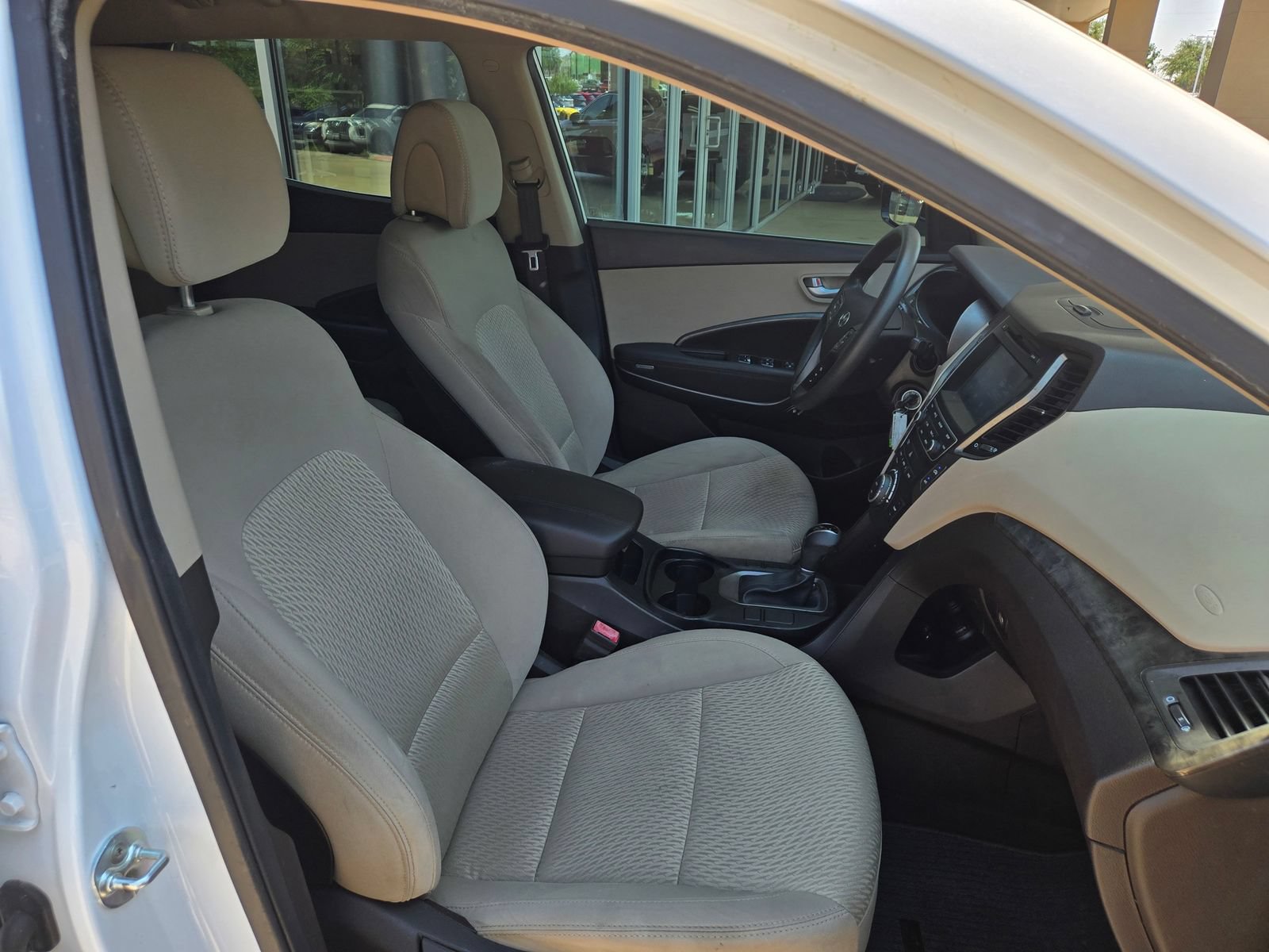 Used 2017 Hyundai Santa Fe Sport FWD image 23