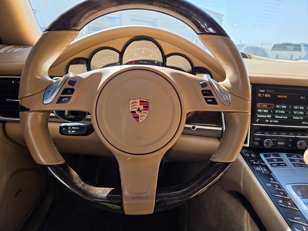 Used 2016 Porsche Panamera 4 AWD/4WD image 18