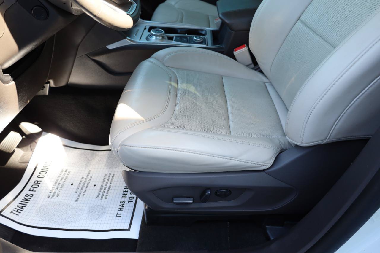 Used 2021 Ford Explorer Platinum AWD/4WD image 7