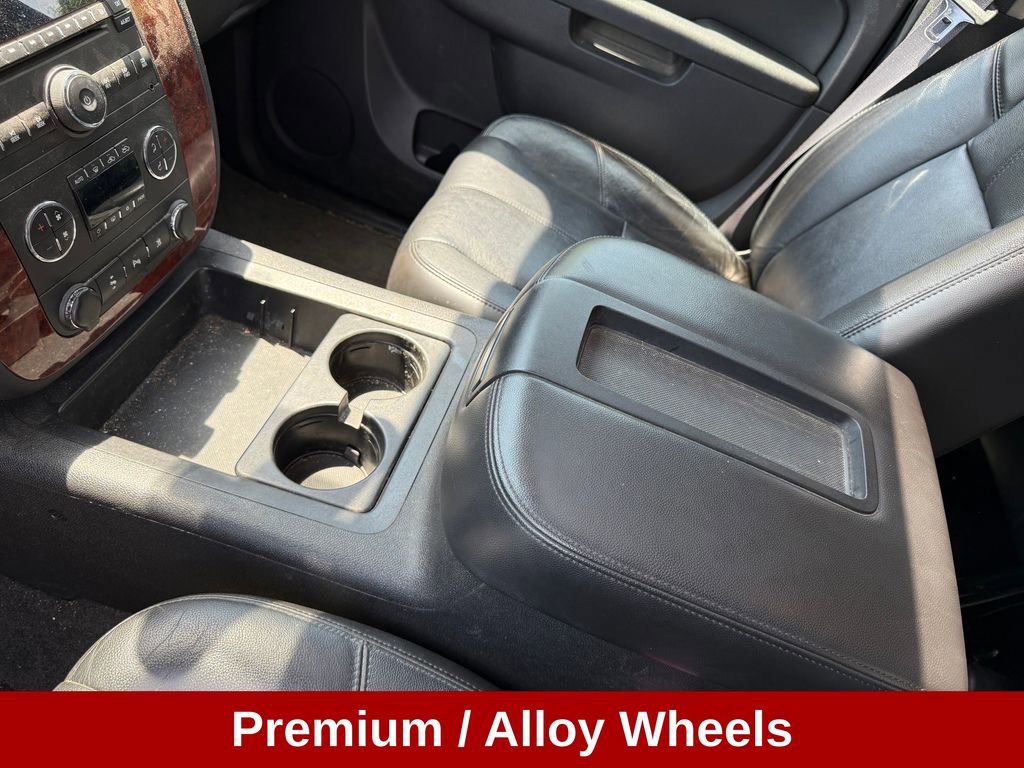 Used 2011 Chevrolet Avalanche LT w/ Regional Value Package AWD/4WD image 18