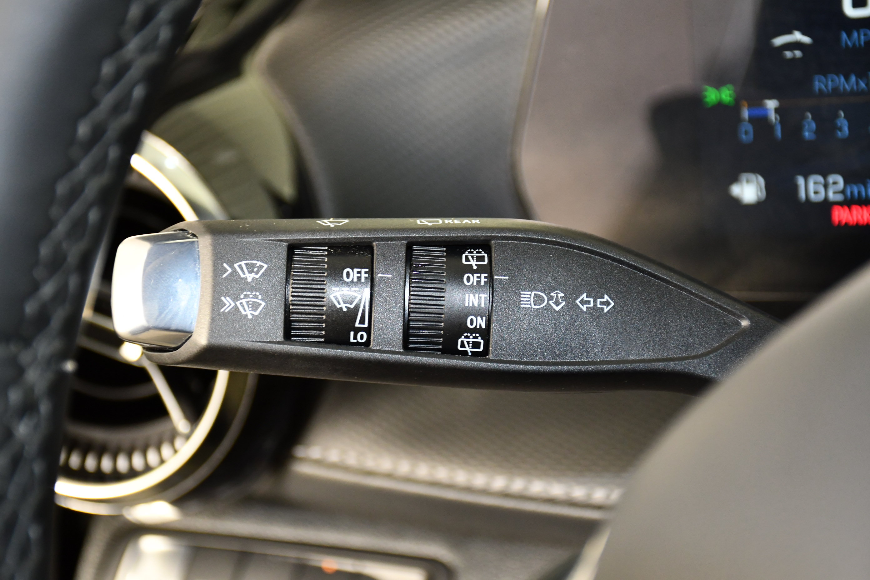 Used 2026 Chevrolet Equinox LT AWD/4WD image 22