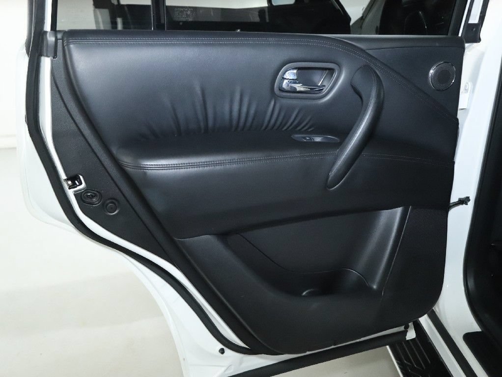 Used 2022 Nissan Armada SL w/ Midnight Edition Package RWD image 13