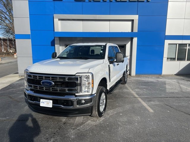 Used 2024 Ford F250 XLT w/ Snow Plow Prep Package image 2