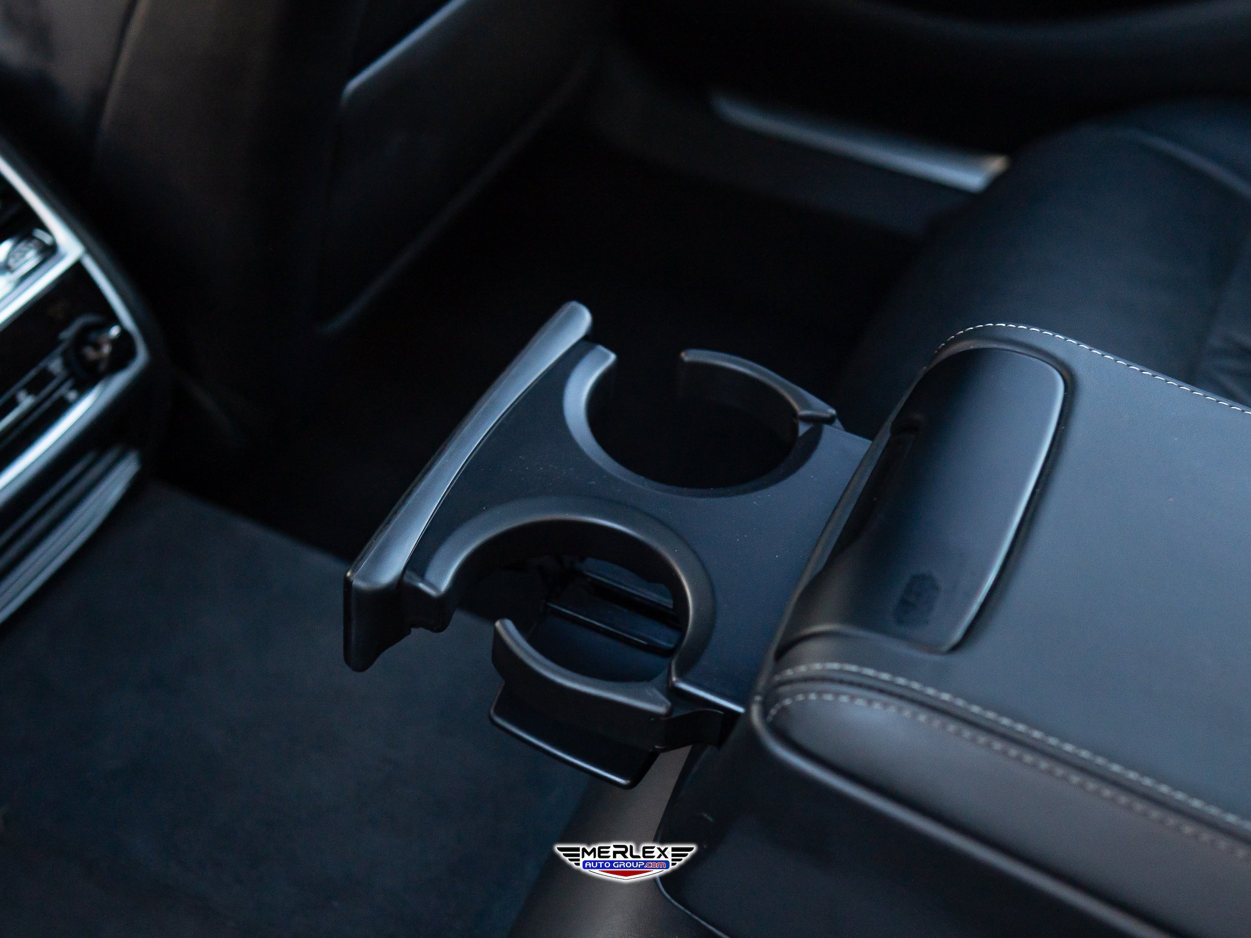 Used 2020 BMW 750i xDrive w/ Executive Package AWD/4WD image 22