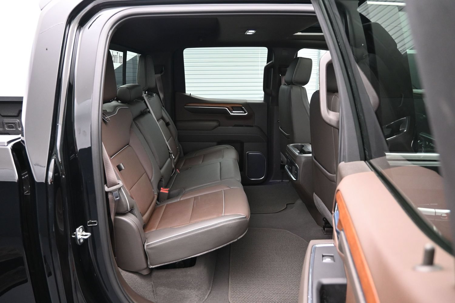 Used 2022 GMC Sierra 1500 Denali w/ Denali Reserve Package AWD/4WD image 12