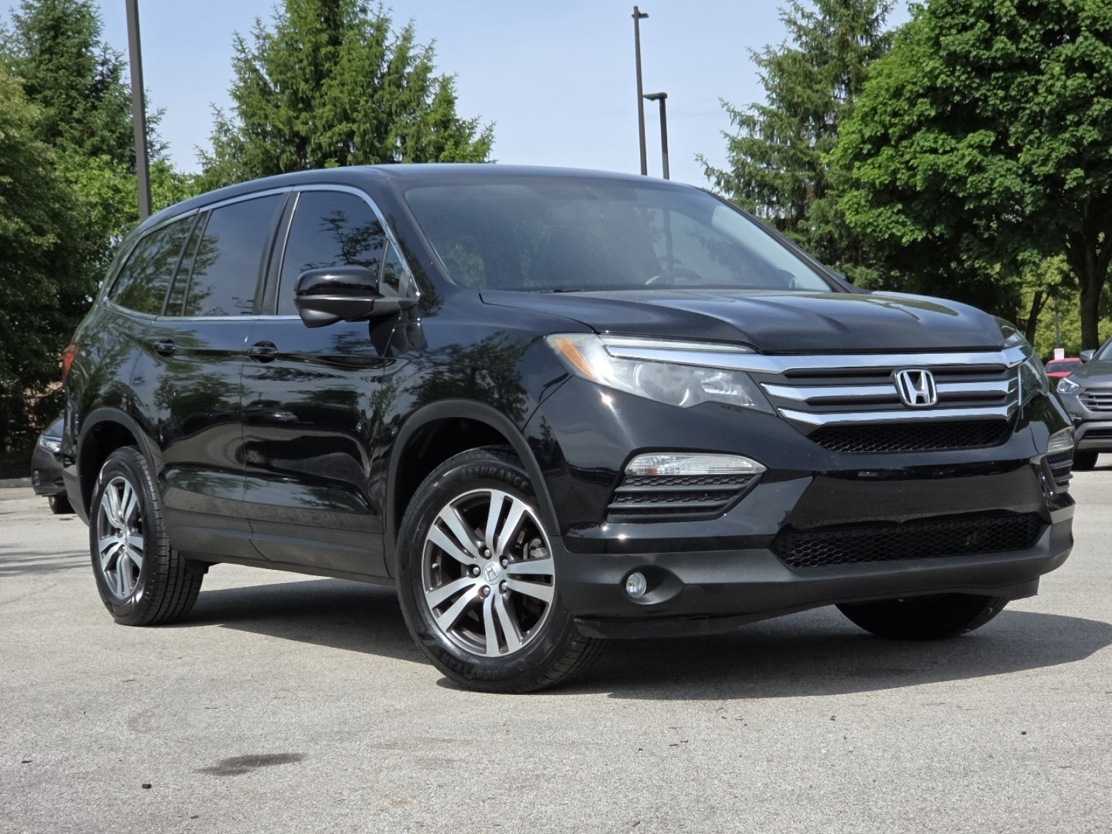 Certified 2017 Honda Pilot EX-L image 2