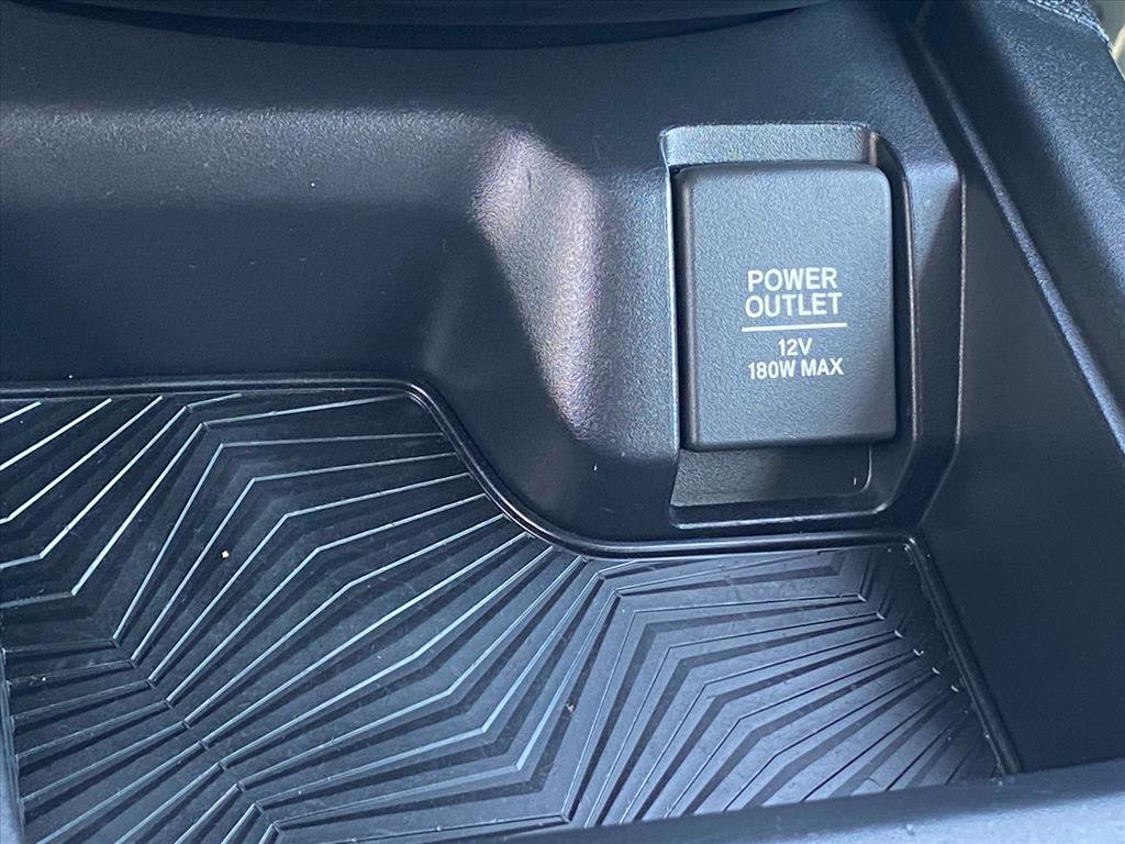 Used 2018 Honda CR-V Touring image 16