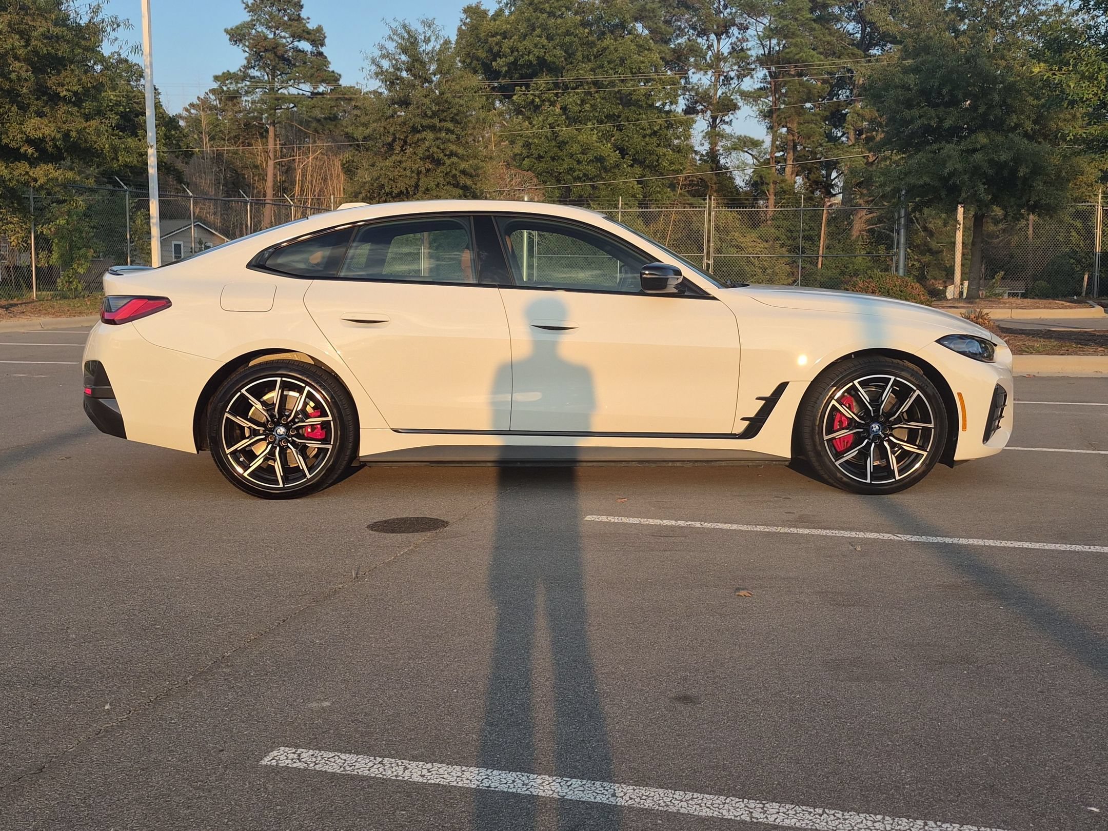 Used 2023 BMW i4 eDrive40 w/ M Sport Package RWD image 3