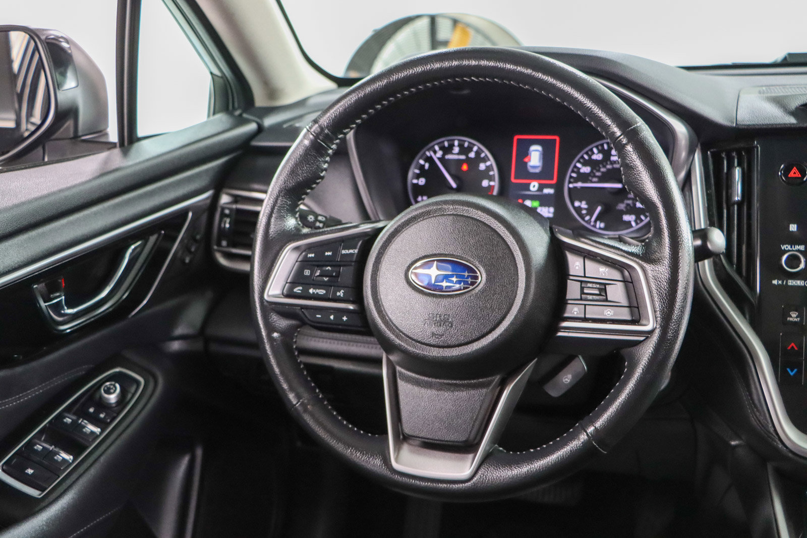 Used 2023 Subaru Outback Limited XT AWD/4WD image 12
