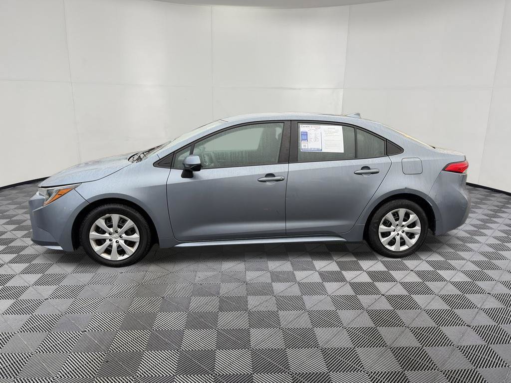 Used 2021 Toyota Corolla LE FWD image 5