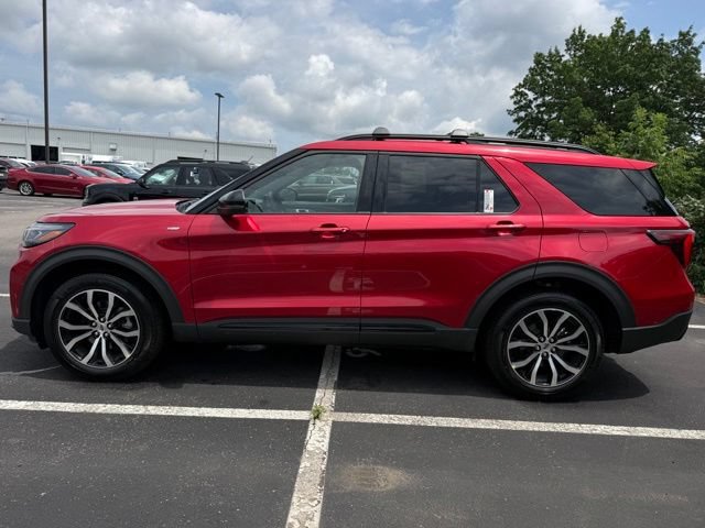 New 2026 Ford Explorer ST-Line AWD/4WD image 2
