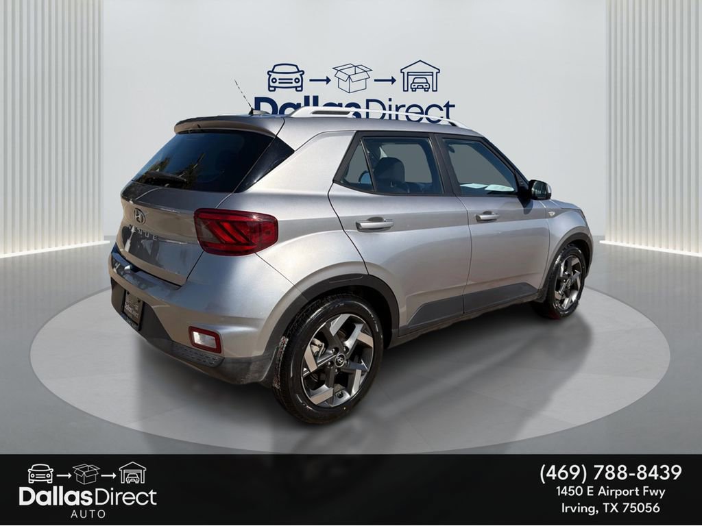 Used 2023 Hyundai Venue SEL FWD image 6