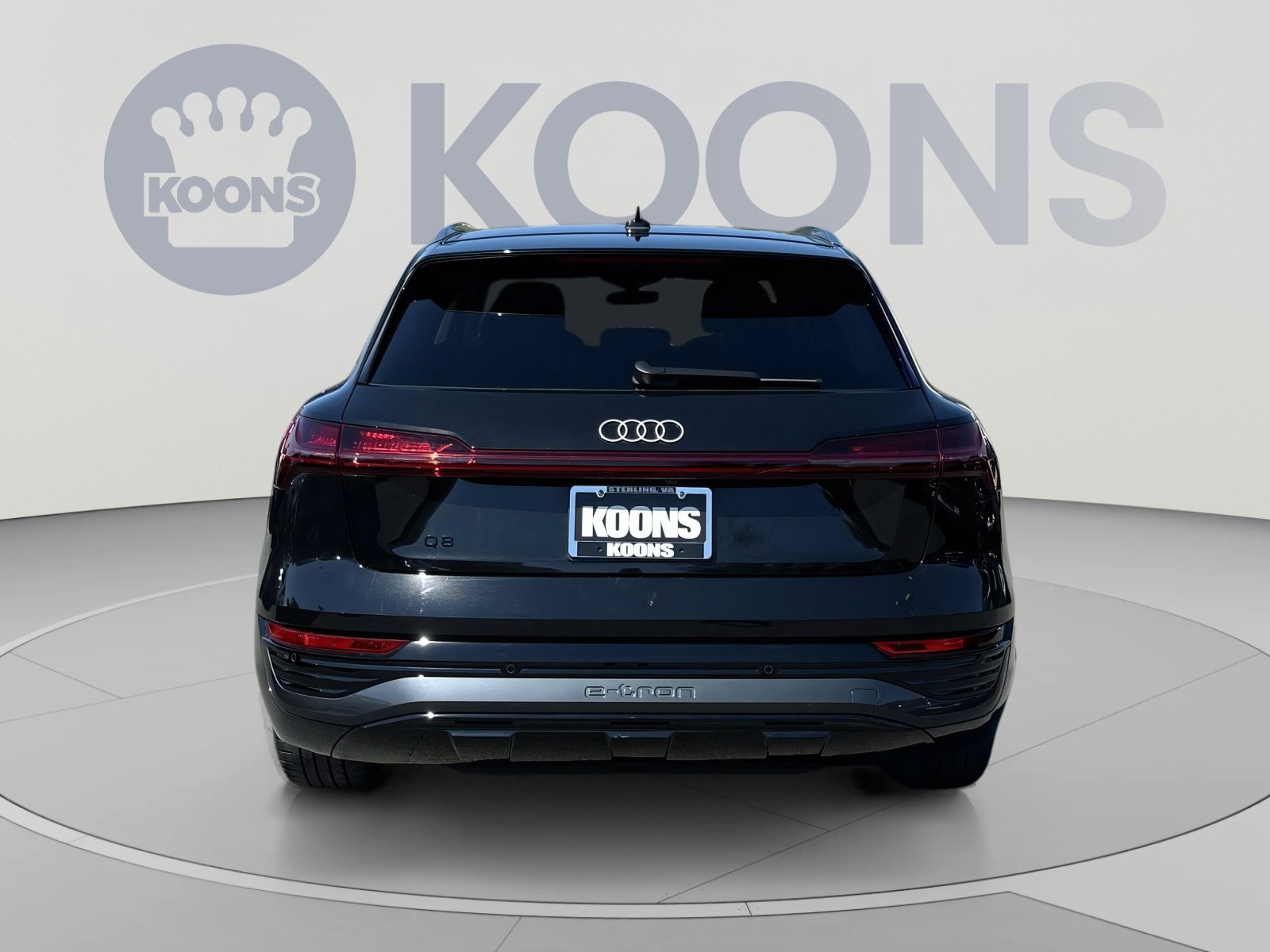 Used 2024 Audi Q8 e-tron Premium Plus w/ Premium Plus Package AWD/4WD image 10