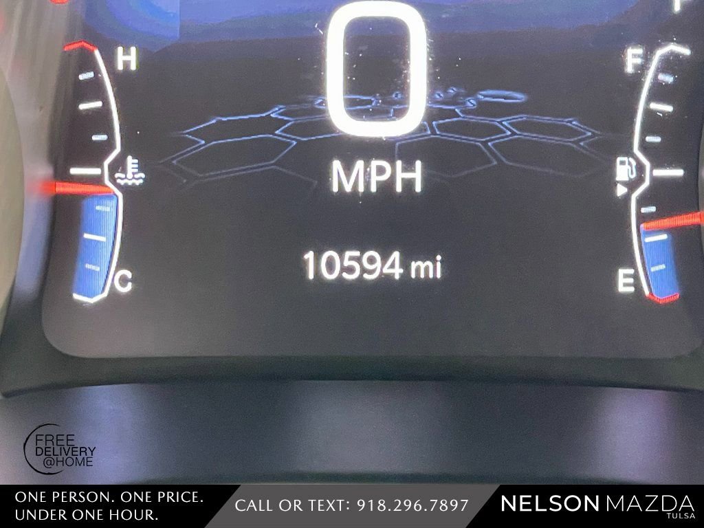 Used 2025 Jeep Compass Latitude image 29