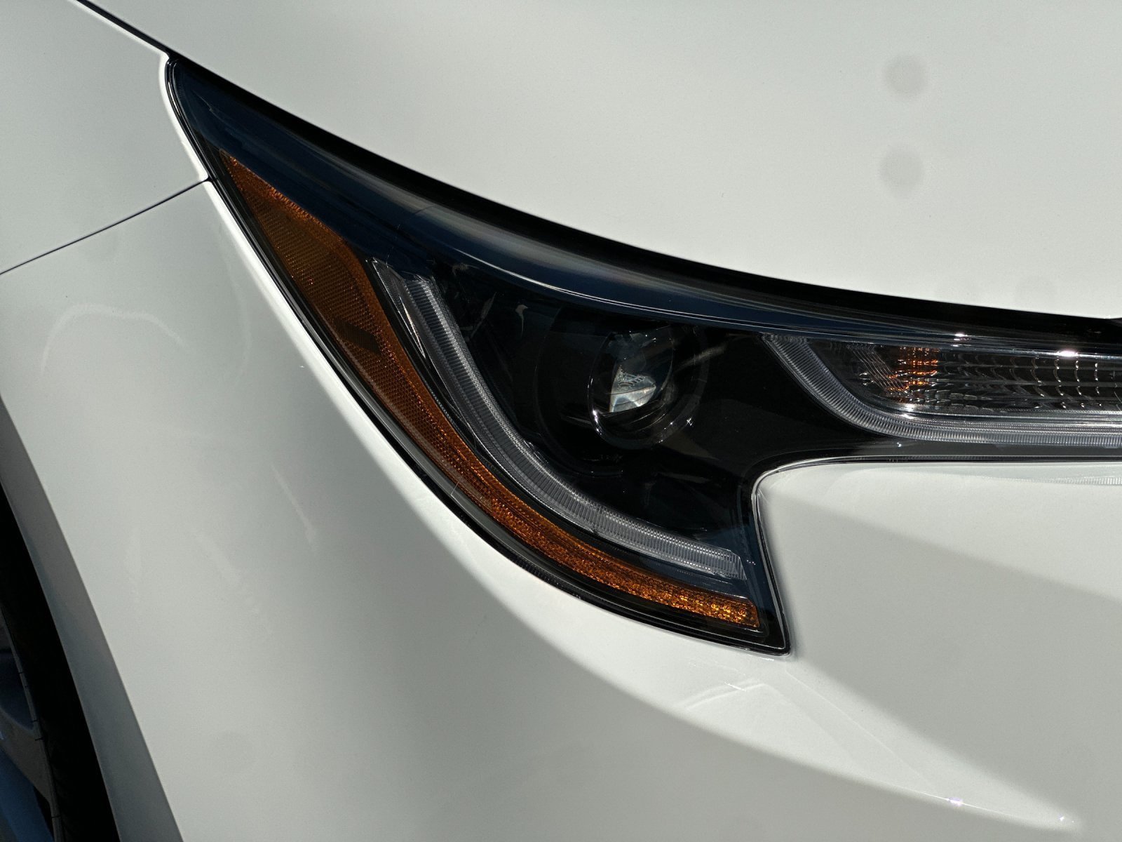 New 2027 Toyota Corolla LE FWD image 29