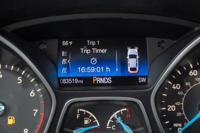 Used 2017 Ford Focus Titanium FWD image 24