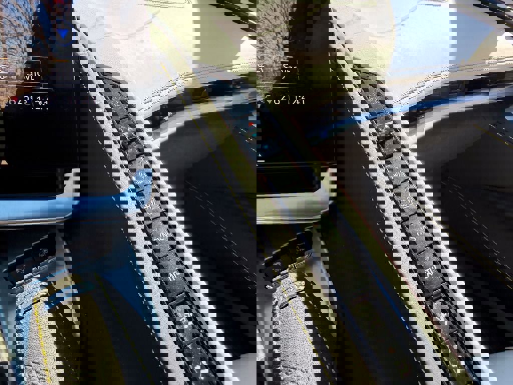 Used 2022 Chevrolet Corvette Stingray Premium Cpe RWD image 37