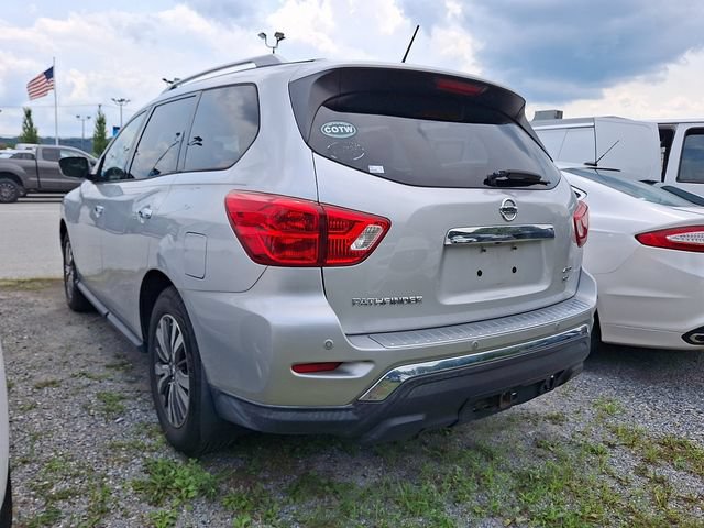 Used 2017 Nissan Pathfinder SV w/ Trailer Tow Package AWD/4WD image 6