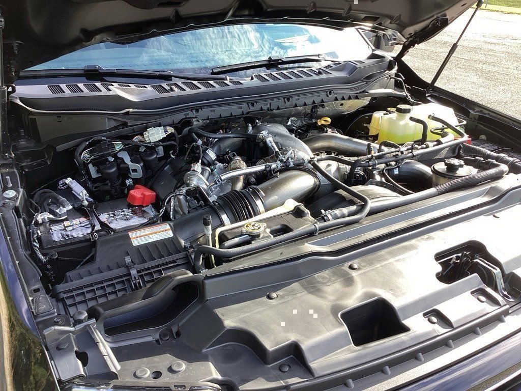 New 2026 Ford F250 Platinum w/ FX4 Off-Road Package image 20