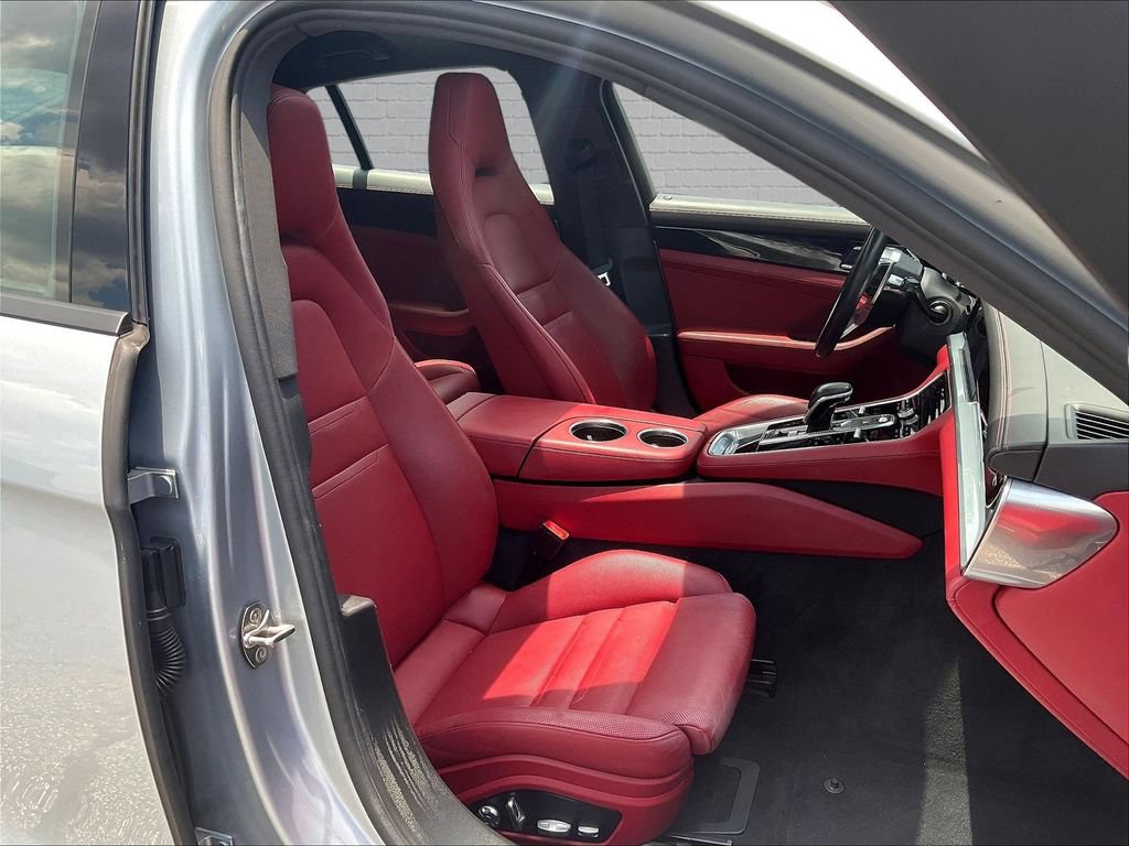Used 2020 Porsche Panamera 4 AWD/4WD image 26