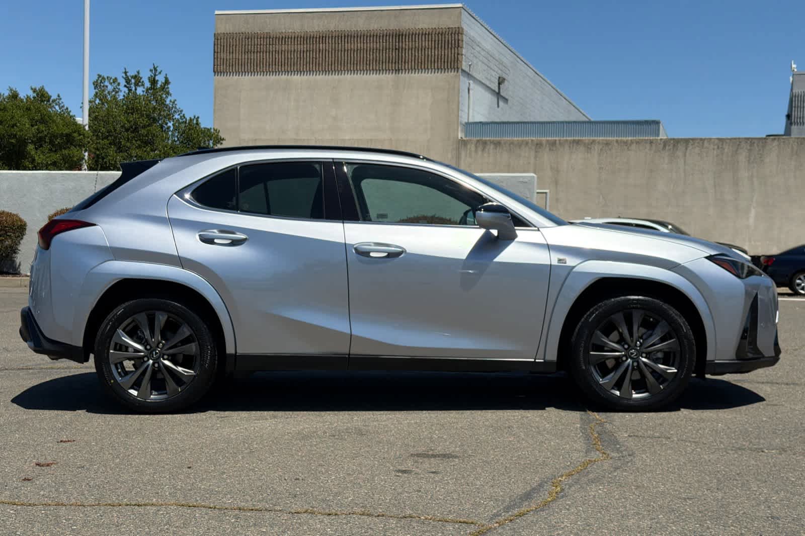 Used 2024 Lexus UX 250h F Sport FWD image 6